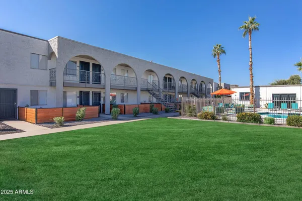 $1,075 | 10860 North 85th Avenue, Unit 2, Peoria, AZ 85345