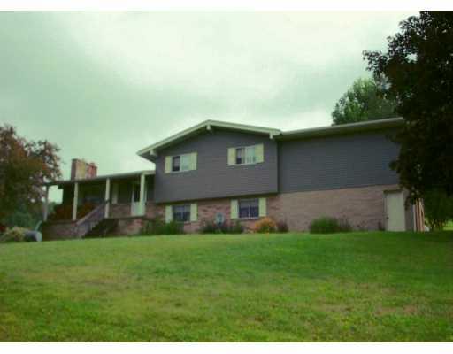 211 Woodland Road Apollo, PA 15613 - Photo 1 of 4 Exterior Front.