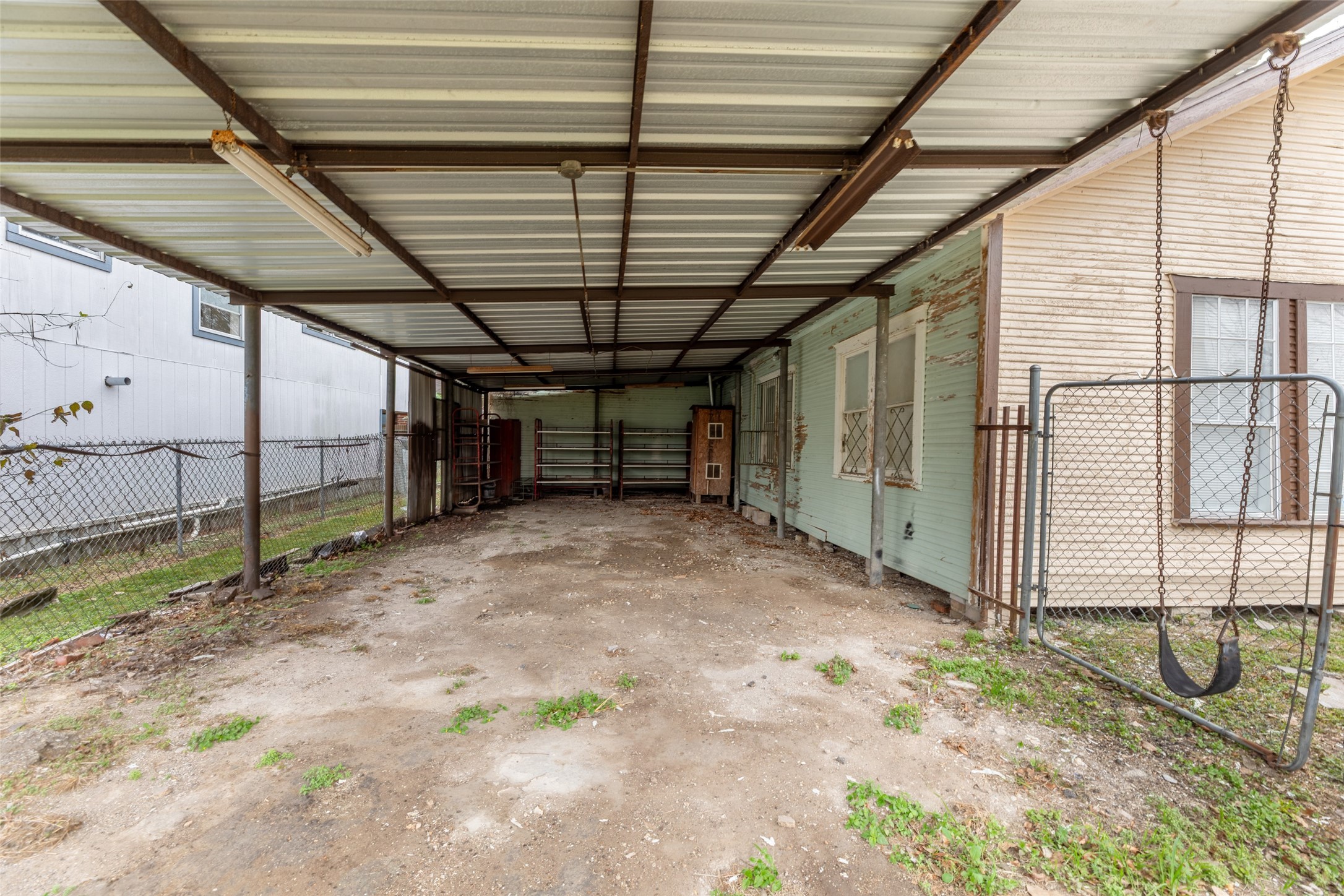 1302 Ryon Street Houston, TX 77009 - Photo 14 of 30