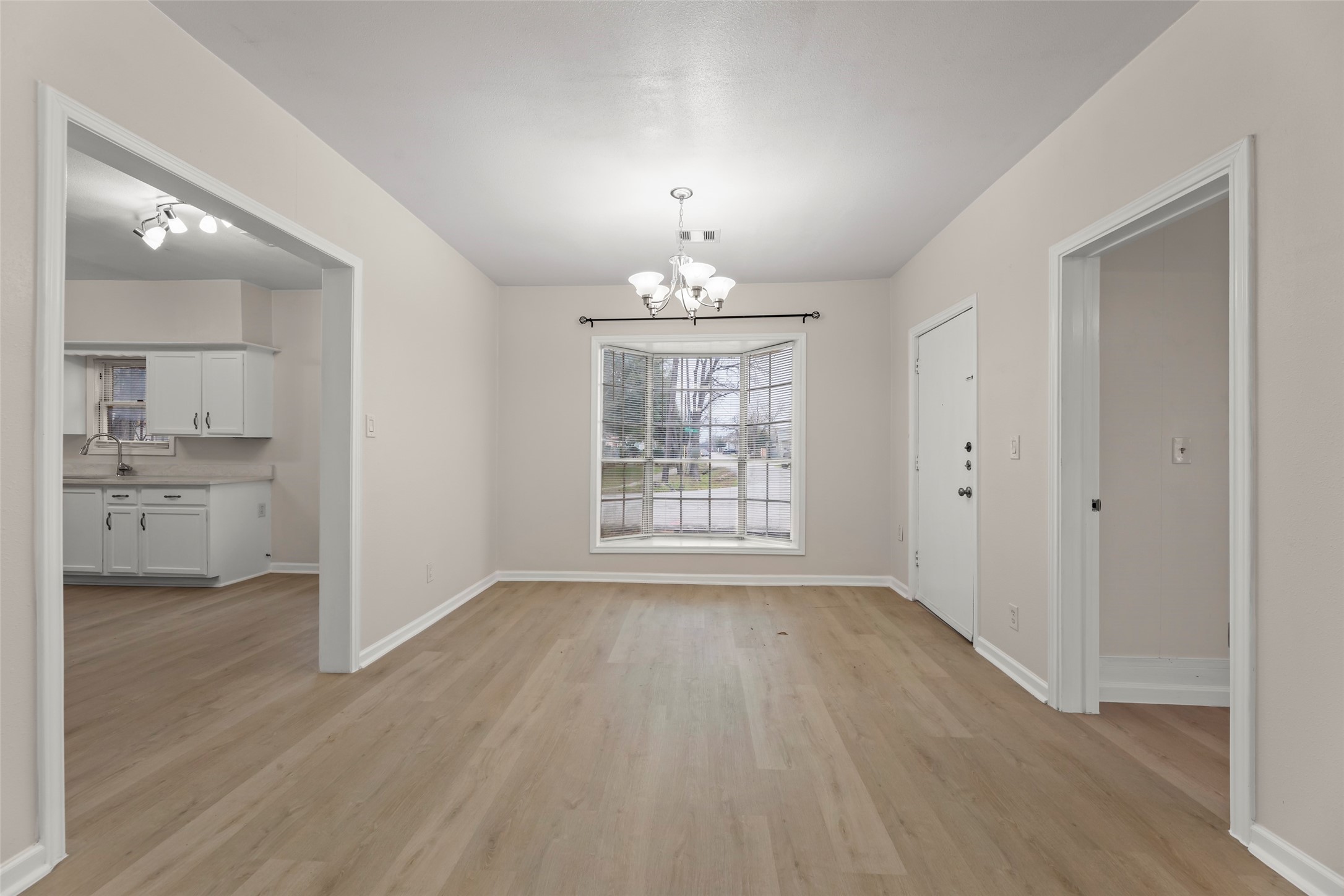 1302 Ryon Street Houston, TX 77009 - Photo 21 of 30