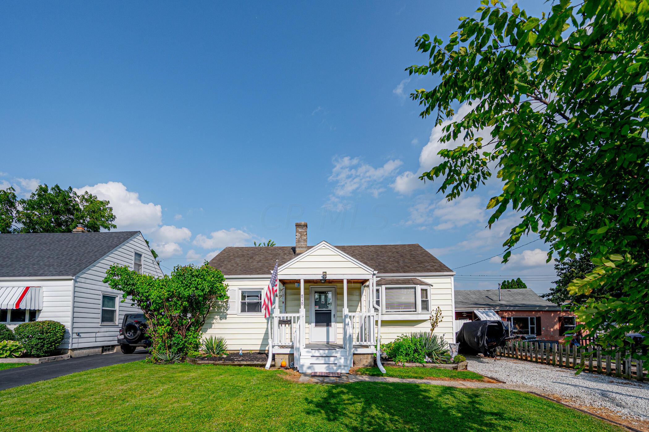 818 Elaine Road Columbus, OH 43213 - Photo 2 of 57 818 Elaine Rd_001