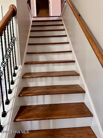 $315,000 | 422 Pine Valley Road, Jacksonville, NC 28546