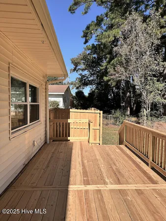 $284,900 | 422 Pine Valley Road, Jacksonville, NC 28546