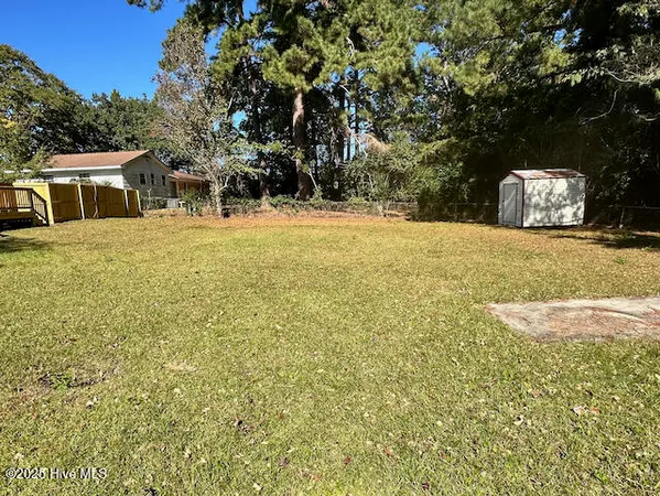 $284,900 | 422 Pine Valley Road, Jacksonville, NC 28546