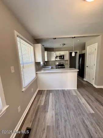 $284,900 | 422 Pine Valley Road, Jacksonville, NC 28546