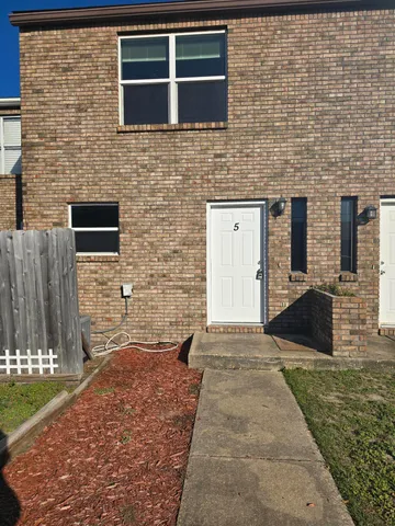 $1,550 | 206-5 Ann Circle, Unit 5, Destin, FL 32541