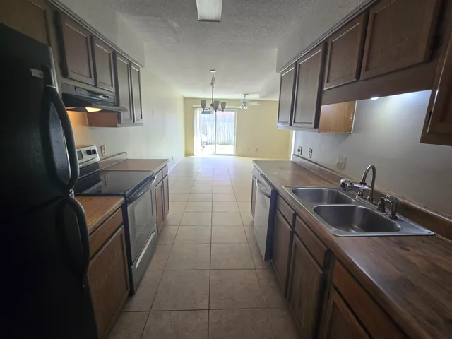 $1,550 | 206-5 Ann Circle, Unit 5, Destin, FL 32541