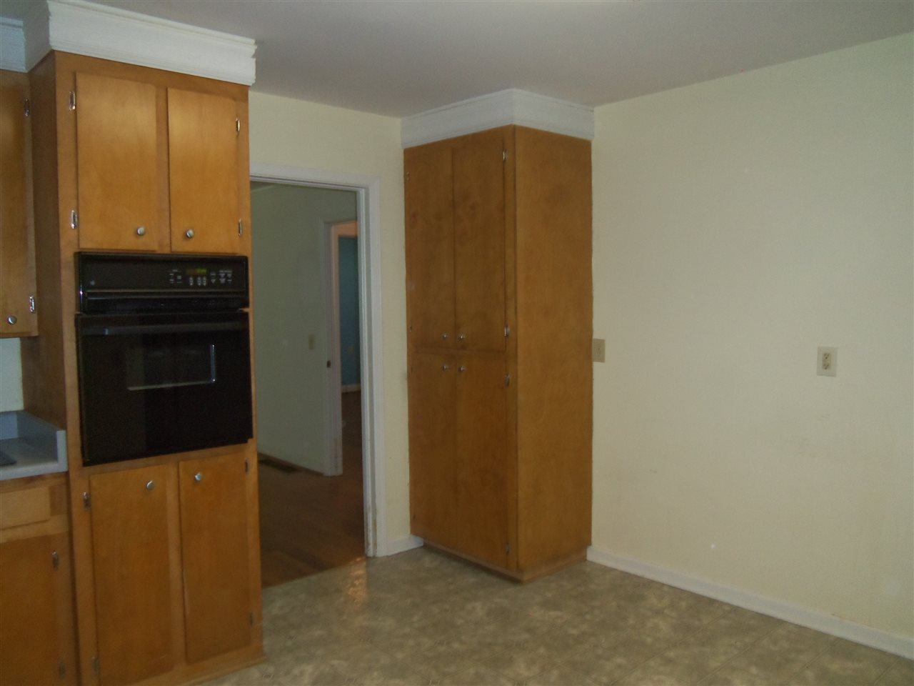 345 Syphrit Road Wellford, SC 29385 - Photo 14 of 24 Gallery Image 14
