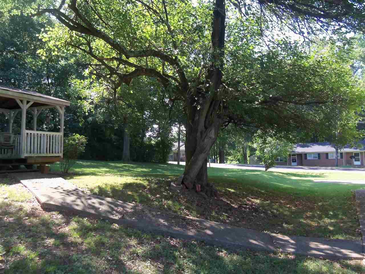 345 Syphrit Road Wellford, SC 29385 - Photo 4 of 24 Gallery Image 4