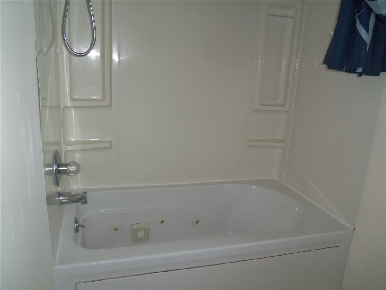 345 Syphrit Road Wellford, SC 29385 - Photo 10 of 24 Gallery Image 10