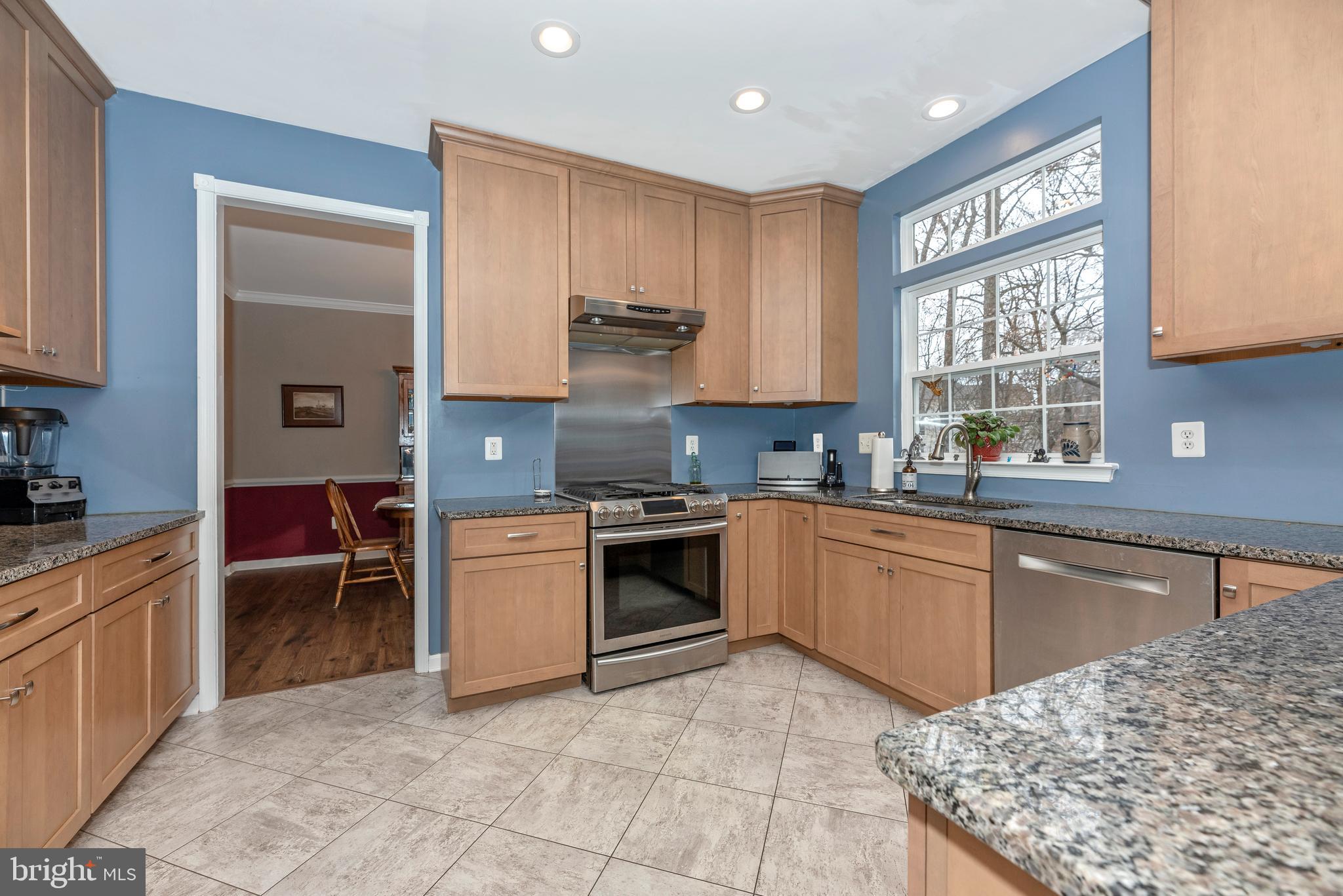 6429 Spring Forest Road Frederick, MD 21701 - Photo 8 of 50 Beautifully Renovated Kitchen - Granite Counters