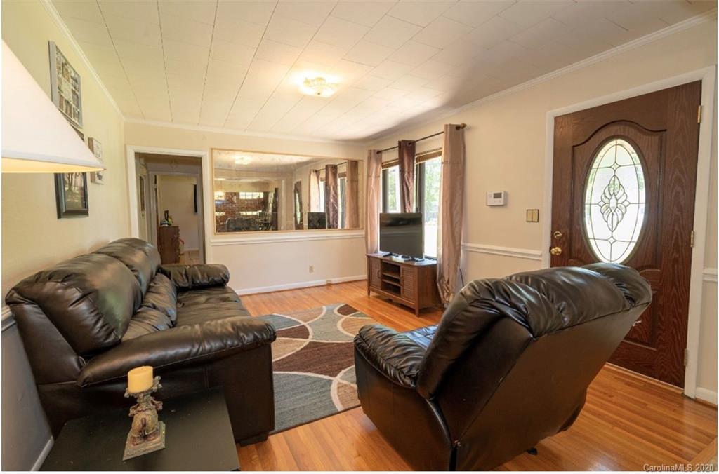 1709 Rhyne Carter Road Gastonia, NC 28054 - Photo 11 of 38 Gallery Image 11