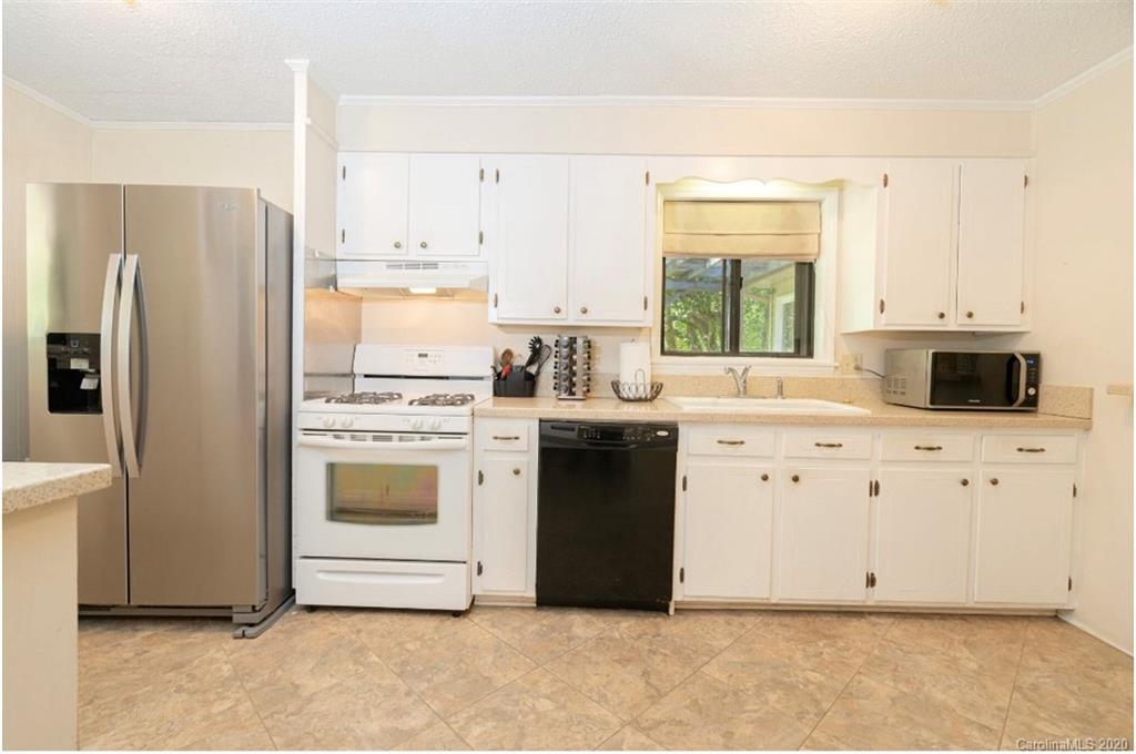 1709 Rhyne Carter Road Gastonia, NC 28054 - Photo 18 of 38 Gallery Image 18