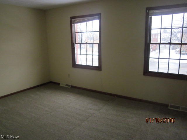 6162 Ridge Road Parma, OH 44129 - Photo 7 of 17 Unit 1 - Master br with double closet