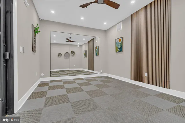 a view of a tennis court