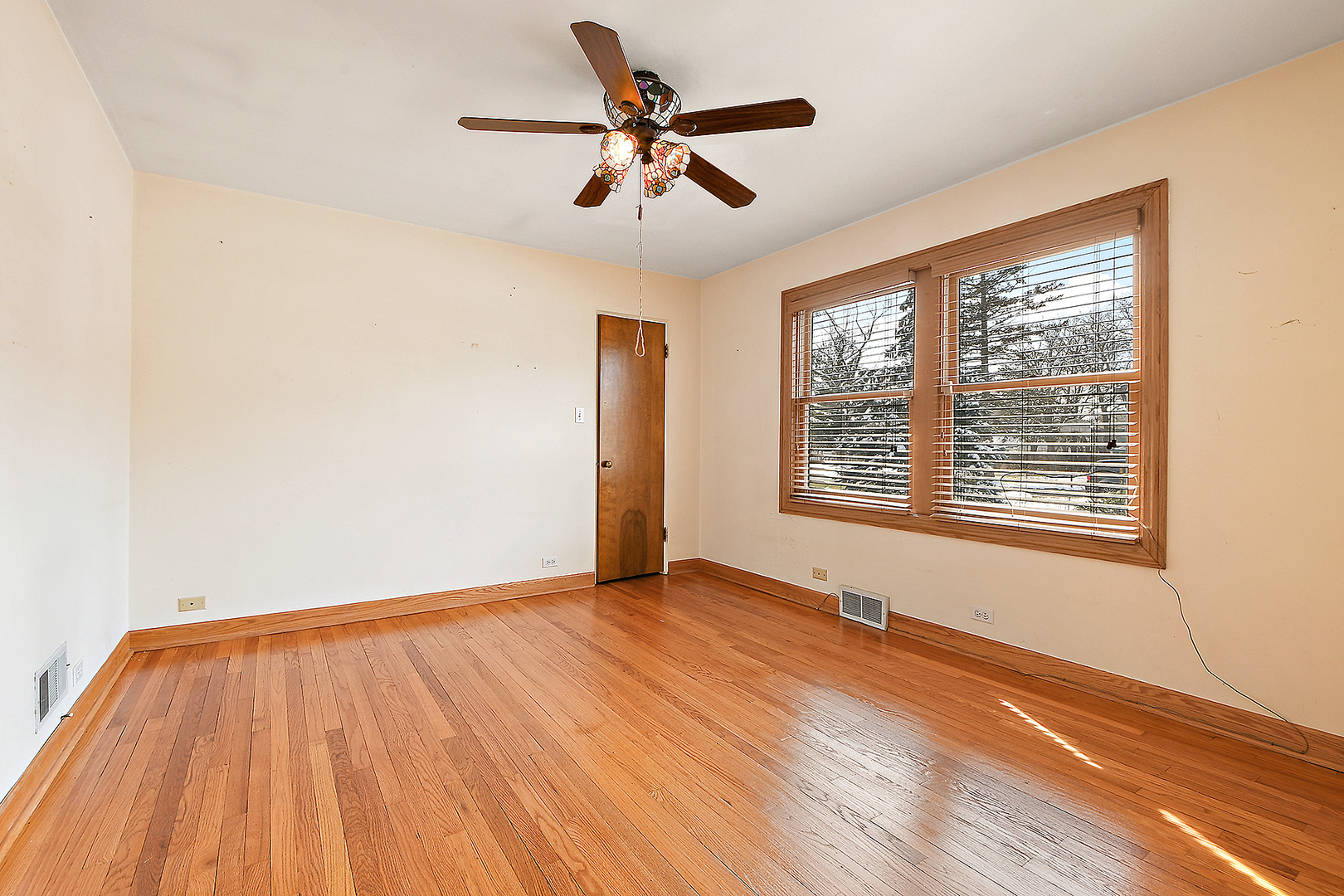 2942 Birch Road Homewood, IL 60430 - Photo 17 of 27 Gallery Image 17