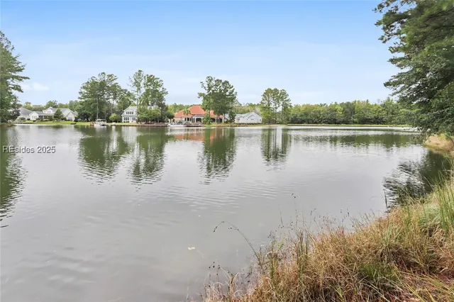$395,900 | 25 Balsam Bay Court, Bluffton, SC 29910