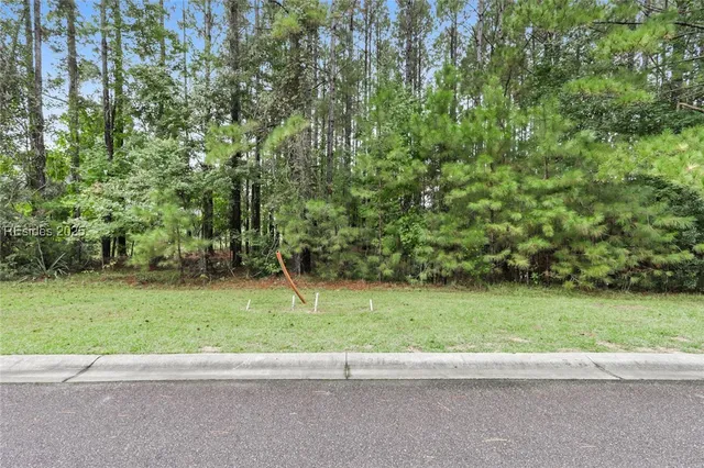 $395,900 | 25 Balsam Bay Court, Bluffton, SC 29910