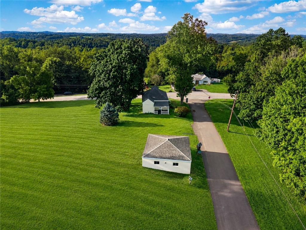 253 Lanik Road Bentleyville, PA 15314 - Photo 3 of 29 Gallery Image 3