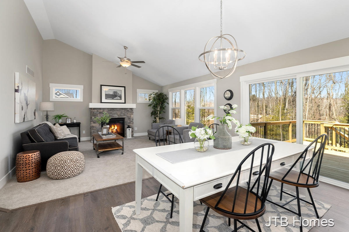 16511 Spring Tree Drive, Unit 44 Spring Lake, MI 49456 - Photo 5 of 10 IMG_1004
