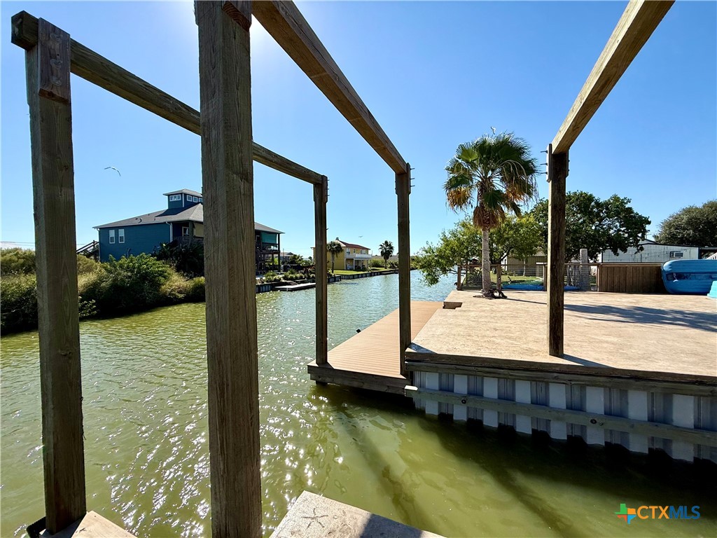 127 Copano Cove Road Rockport, TX 78382 - Photo 15 of 28