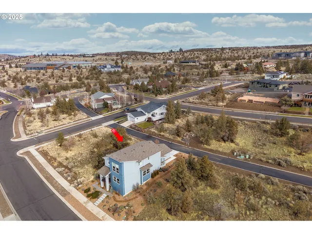 $499,999 | 433 Southeast Larkspur Drive, Madras, OR 97741