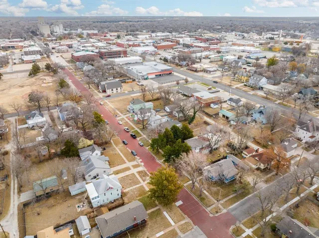 $228,000 | 321 West 7th Street, Newton, KS 67114