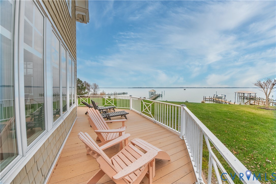 463 Rockingham Road Dunnsville, VA 22454 - Photo 40 of 47 a view of balcony with furniture