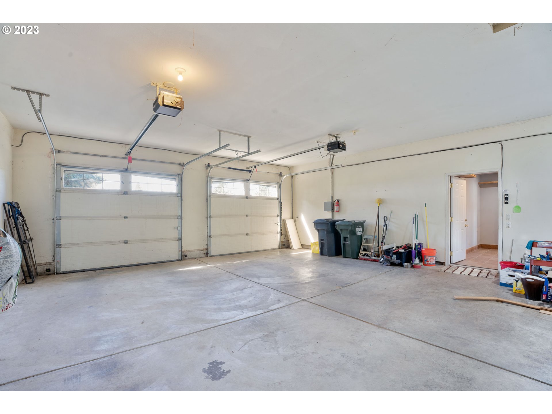 23240 South Blount Road Canby, OR 97013 - Photo 39 of 43 a view of a garage