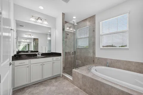 $525,000 | 16131 Oakview Drive, Loxahatchee, FL 33470