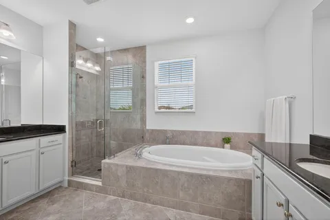 $525,000 | 16131 Oakview Drive, Loxahatchee, FL 33470