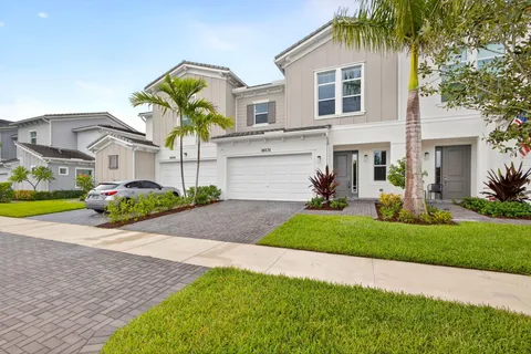 $525,000 | 16131 Oakview Drive, Loxahatchee, FL 33470