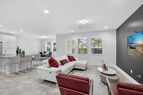 $525,000 | 16131 Oakview Drive, Loxahatchee, FL 33470