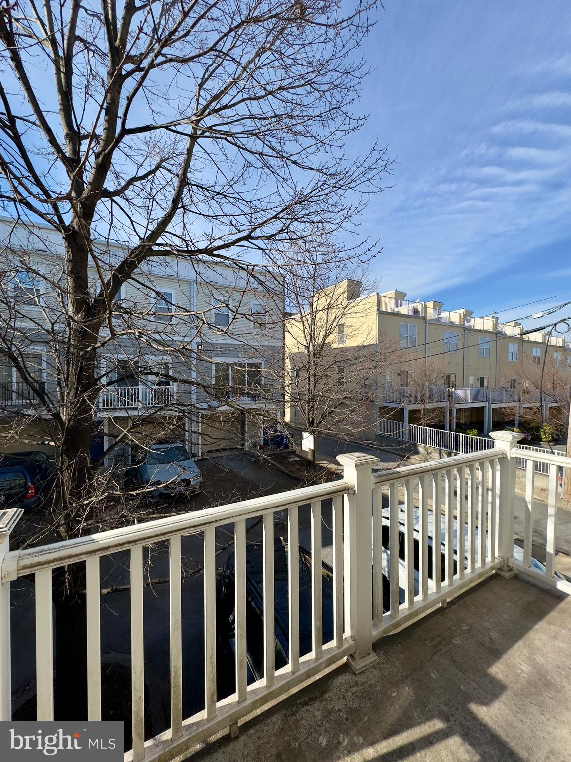 124 South Duncan Street Baltimore, MD 21231 - Photo 3 of 30 a view of a chair and tables