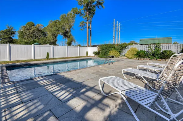 $378,900 | 504 Heathwood Drive, Aiken, SC 29803