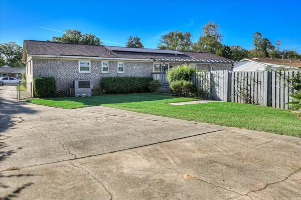 $378,900 | 504 Heathwood Drive, Aiken, SC 29803