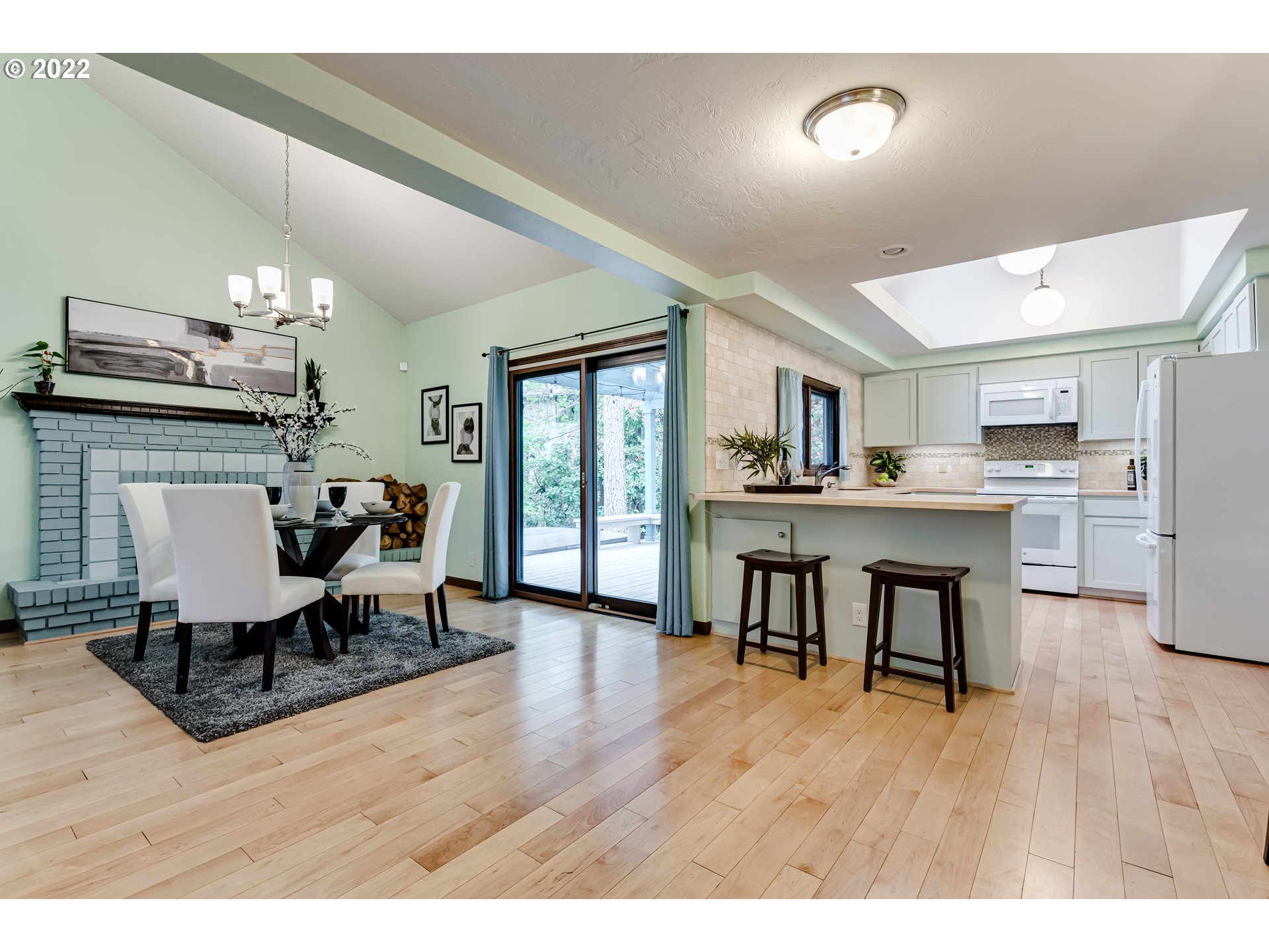 5150 Fox Hollow Road Eugene, OR 97405 - Photo 6 of 32 Gallery Image 6