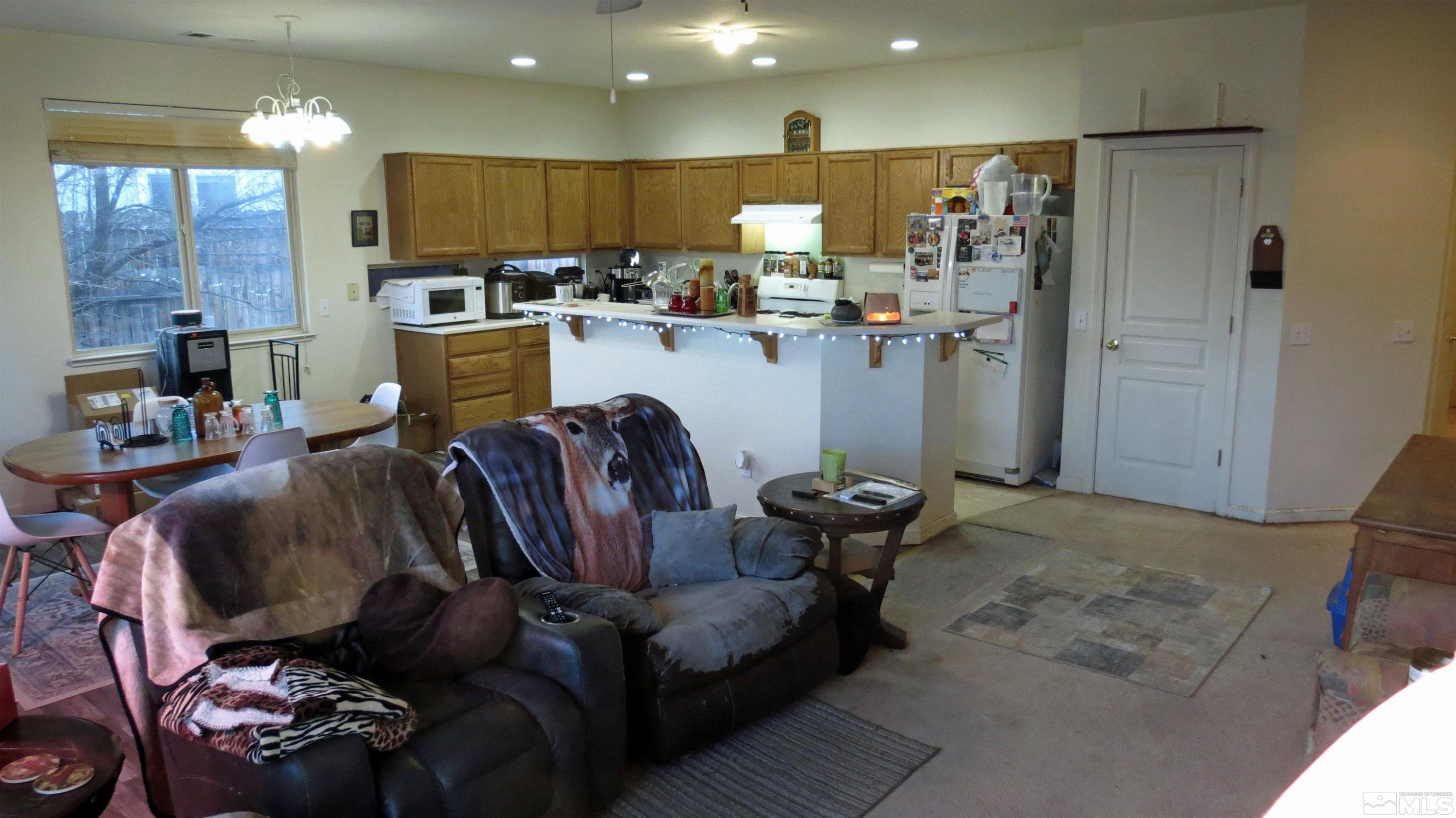 201 Crown Point Drive Dayton, NV 89403 - Photo 4 of 21 Photo 4