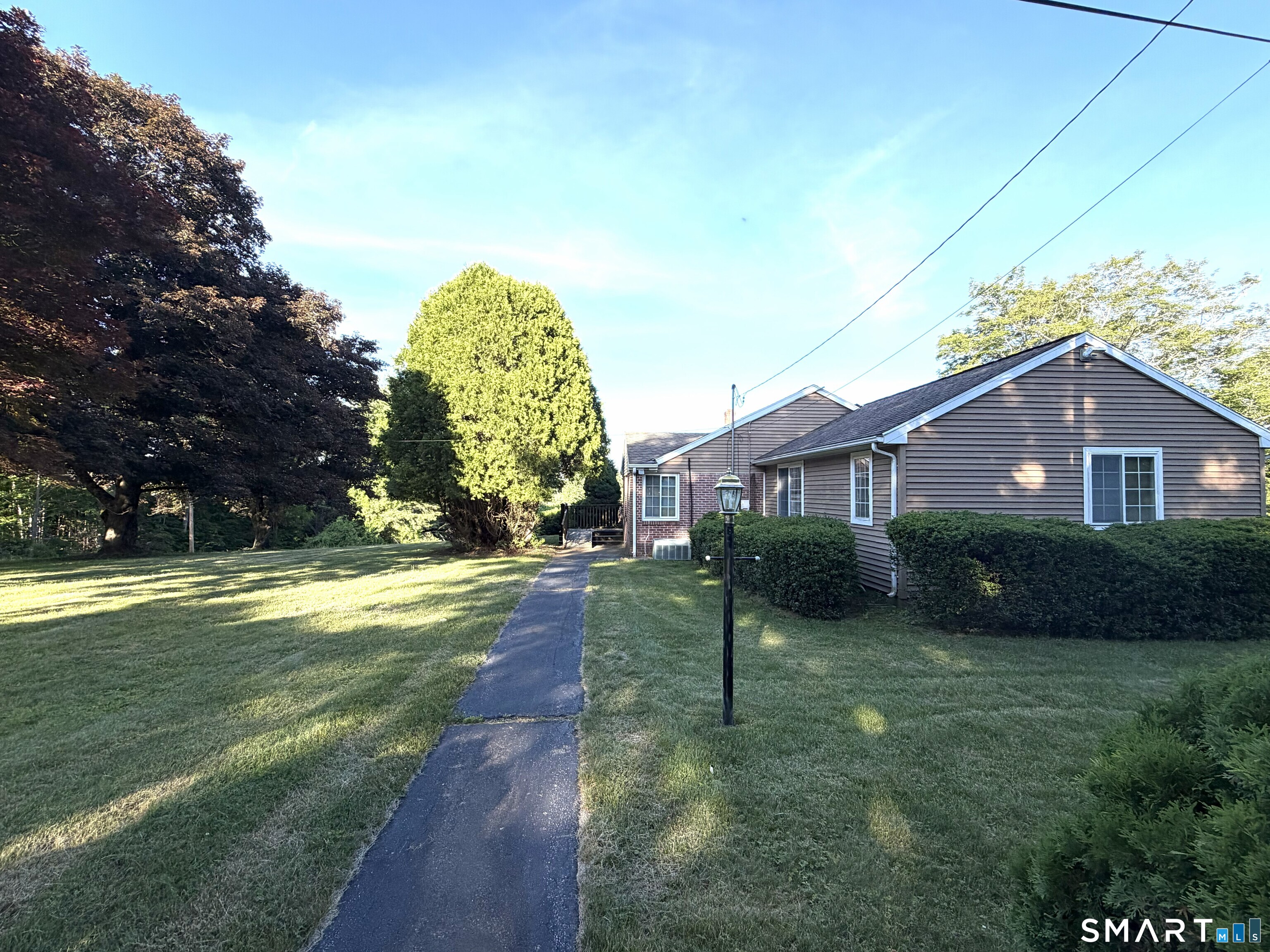 165 Huntington Road Scotland, CT 06264 - Photo 3 of 30