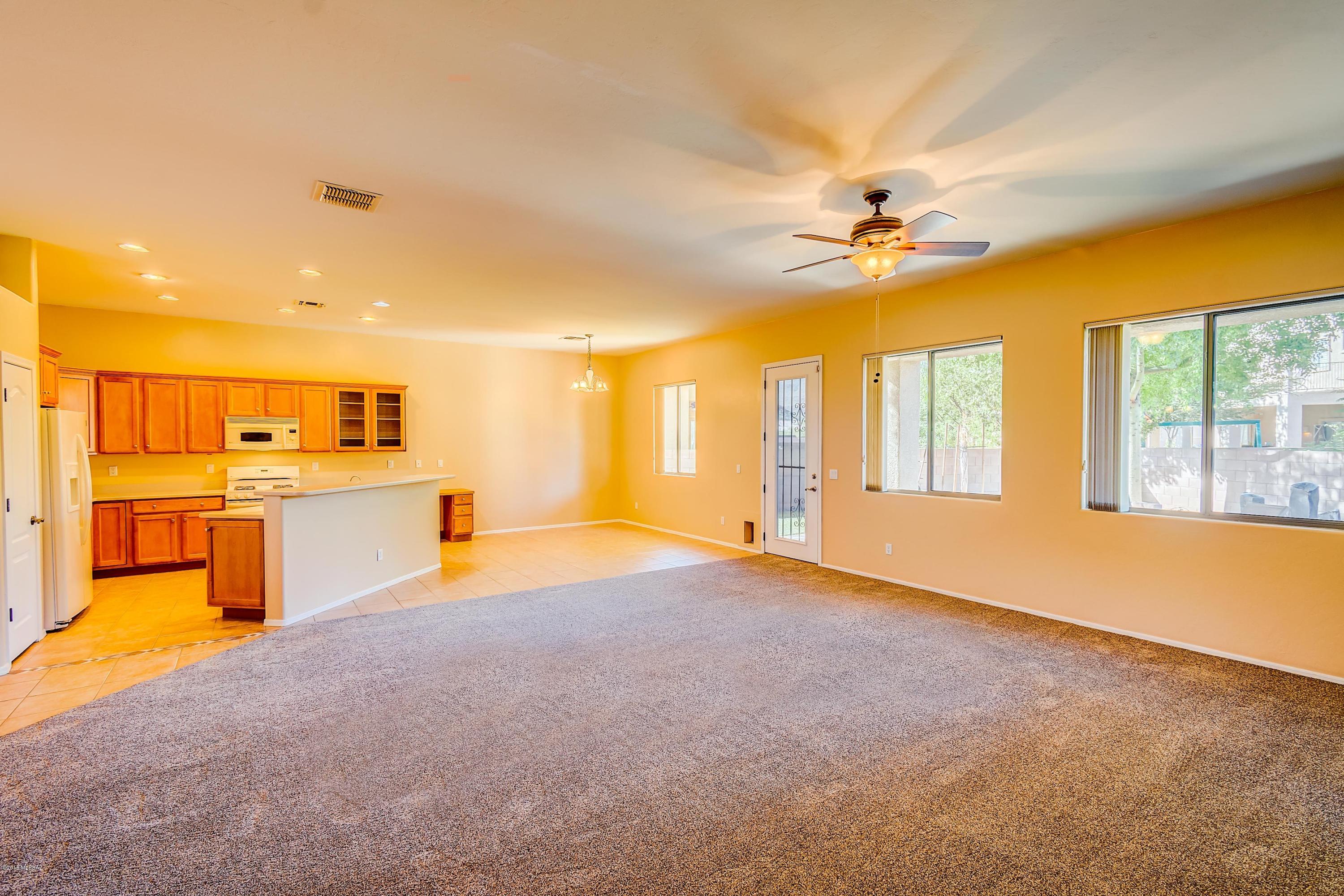 7995 North Rondure Loop Tucson, AZ 85743 - Photo 5 of 29