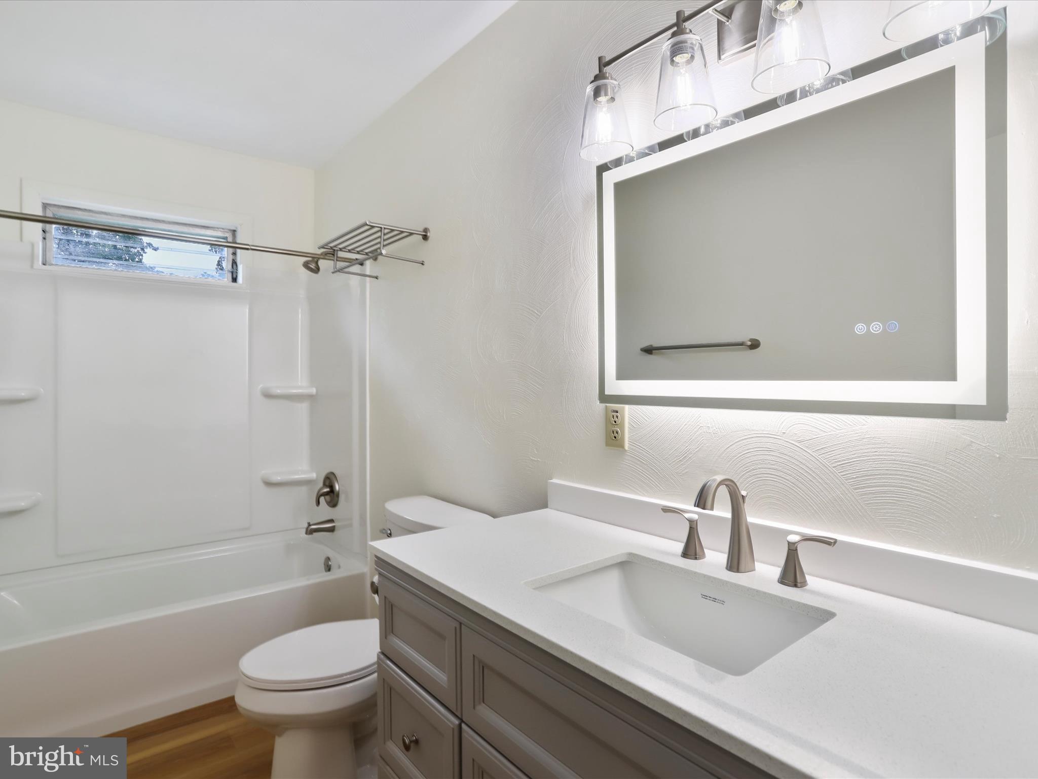 601 Overcash Road Chambersburg, PA 17202 - Photo 15 of 32 Beautiful full bath!