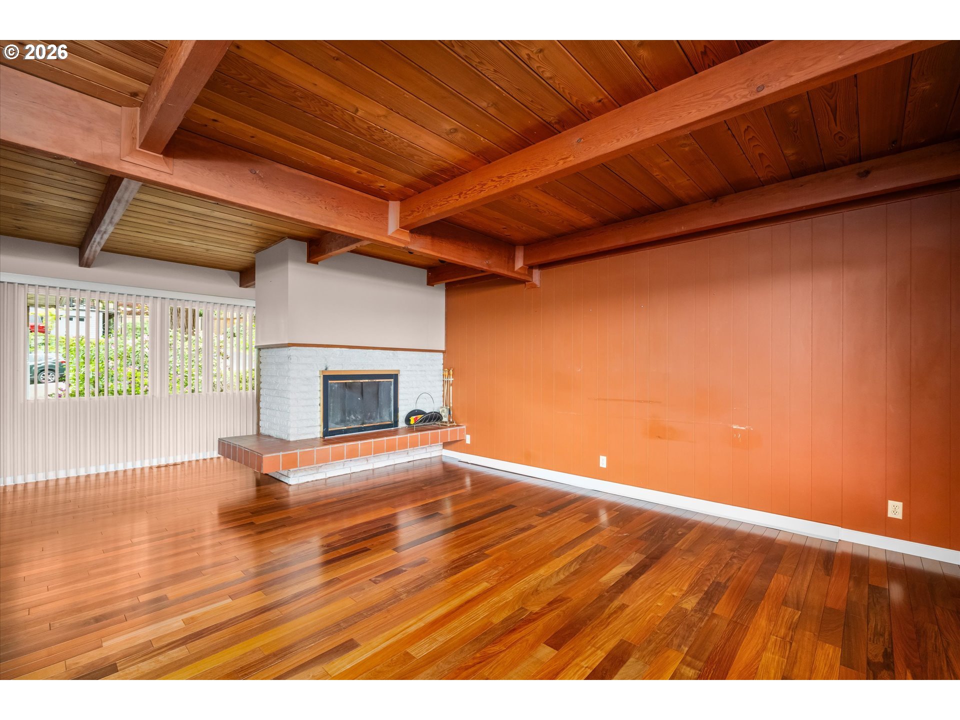 2012 Greiner Street Eugene, OR 97405 - Photo 9 of 45 a view of empty room with wooden floor