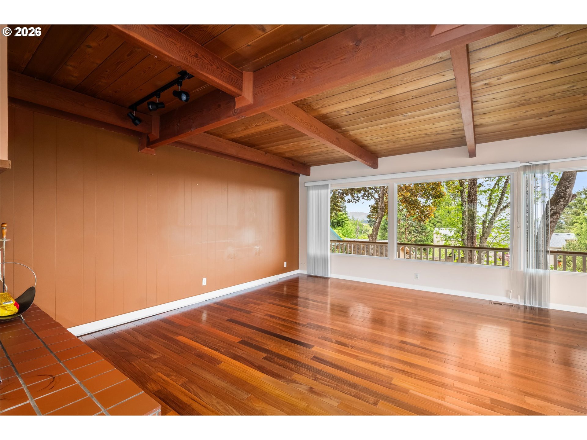 2012 Greiner Street Eugene, OR 97405 - Photo 10 of 45 a view of an empty room with wooden floor and a window