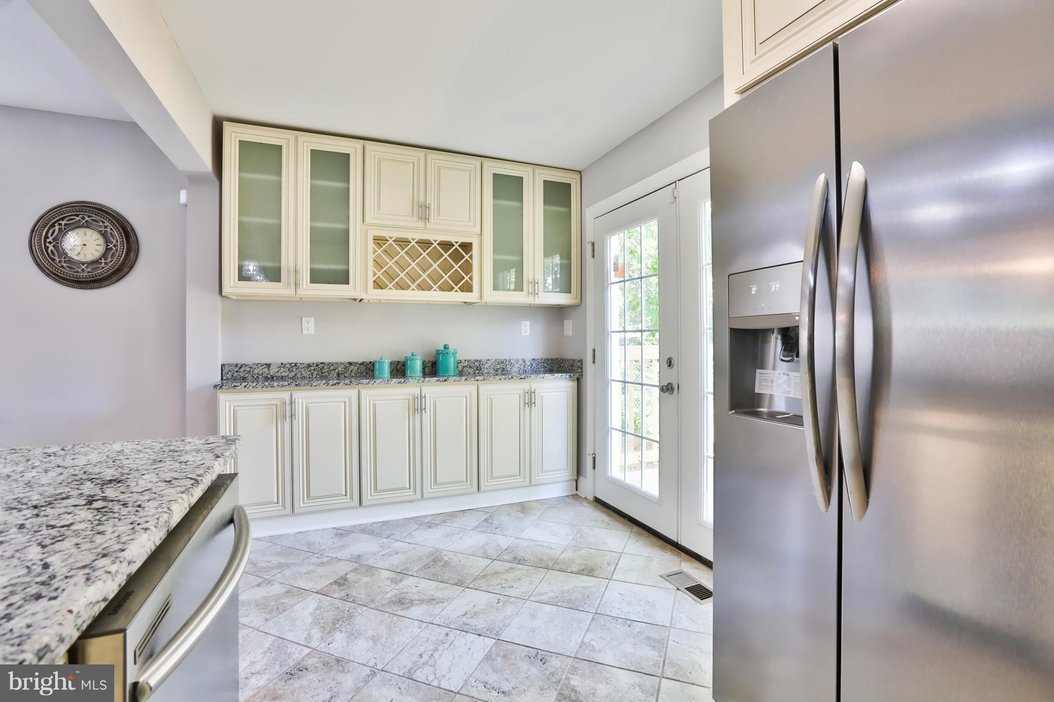 3525 Millvale Road Baltimore, MD 21244 - Photo 4 of 30 Lots of cabinets and countertops, a chefs dream!