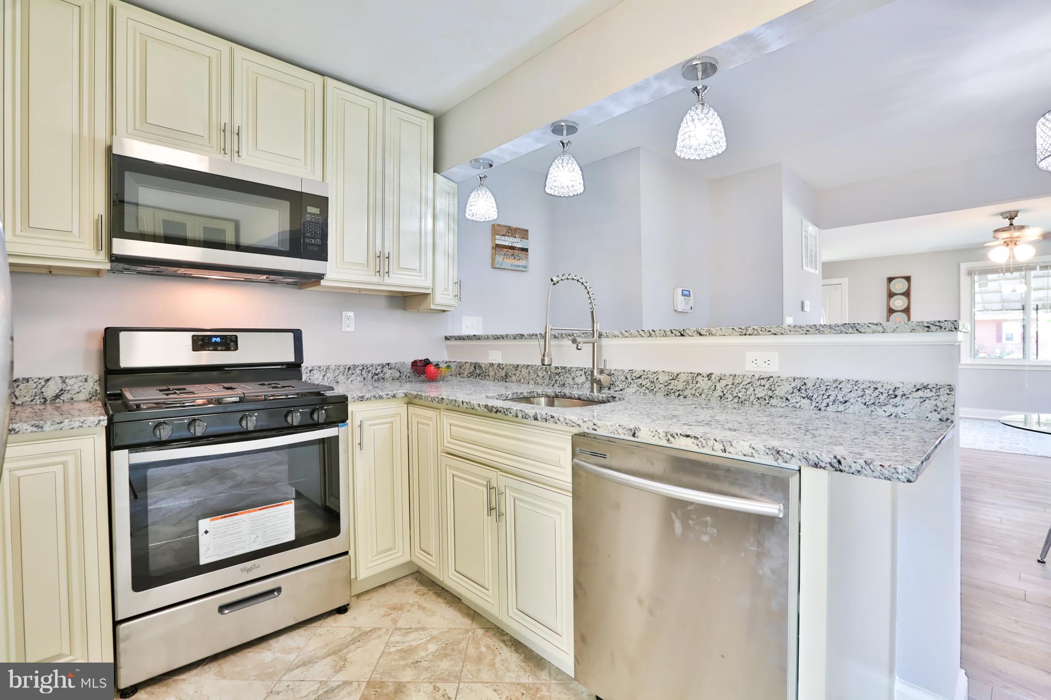 3525 Millvale Road Baltimore, MD 21244 - Photo 6 of 30 Brand new stainless steel appliances