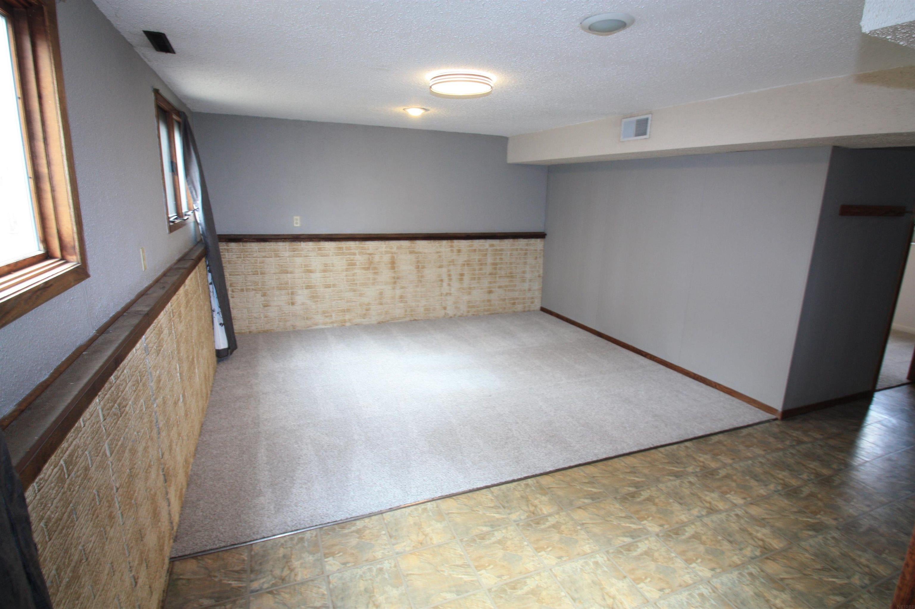 5533-5535 Watters Road Hudson, IA 50643 - Photo 13 of 31 Gallery Image 13