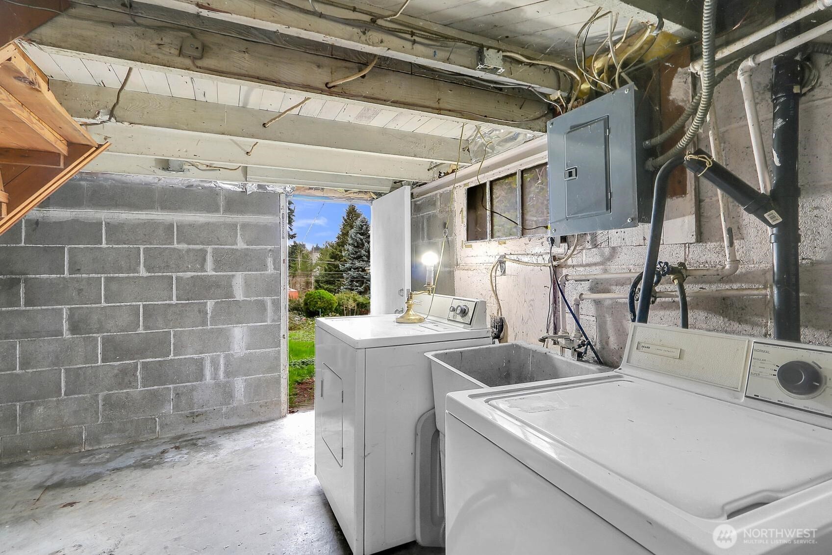 8442 24th Avenue Southwest Seattle, WA 98106 - Photo 20 of 26