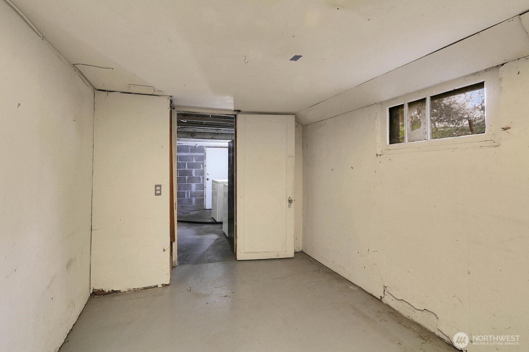 8442 24th Avenue Southwest Seattle, WA 98106 - Photo 22 of 26