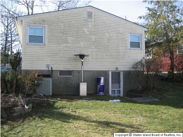 277 Beach Road Staten Island, NY 10312 - Photo 3 of 15 Additional Photo