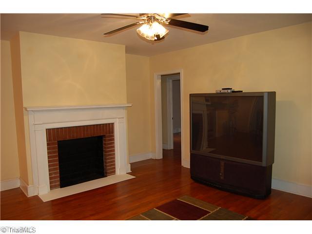 704 Locust Place High Point, NC 27260 - Photo 3 of 12 Living Room.